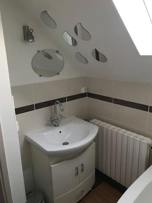 Maison Avec Jacuzzi Privatif Cambrai Kültér fotó